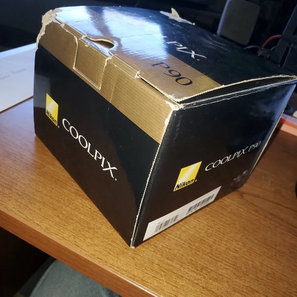 Nikon Coolpix P90